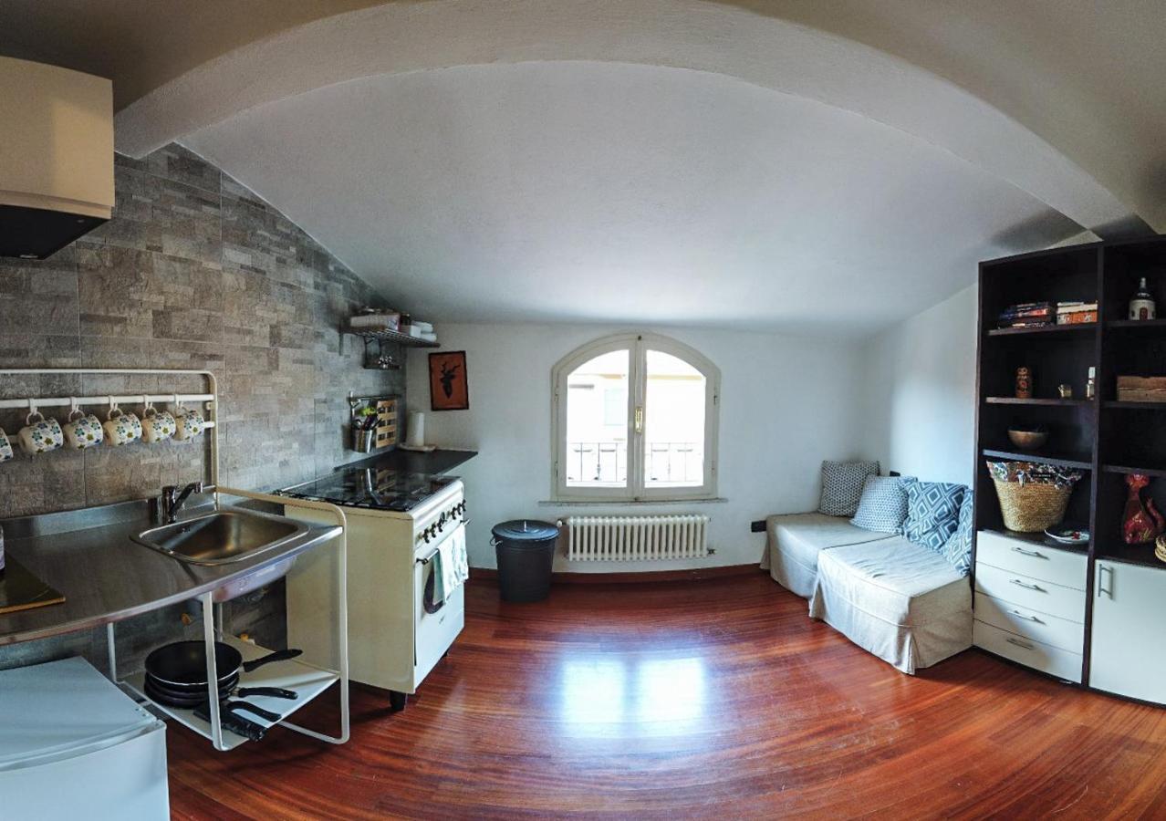 קררה Stupenda Mansarda Centralissima, Finiture Di Lusso מראה חיצוני תמונה